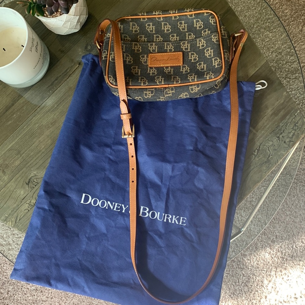 Dooney & Bourke Crossbody Bag